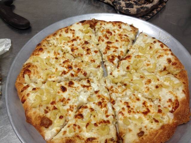 The Mill Pizza Buffet & Games | meal takeaway | 1337 Baytree Rd, Valdosta, GA 31602, USA | 2294694369 OR +1 229-469-4369