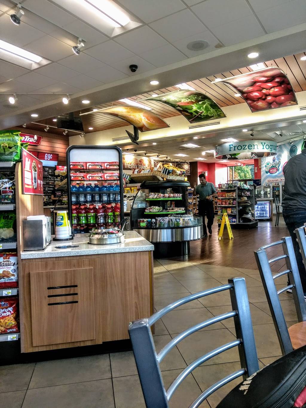 RaceTrac | bakery | 3356 Lawrenceville Hwy, Tucker, GA 30084, USA | 7704149059 OR +1 770-414-9059