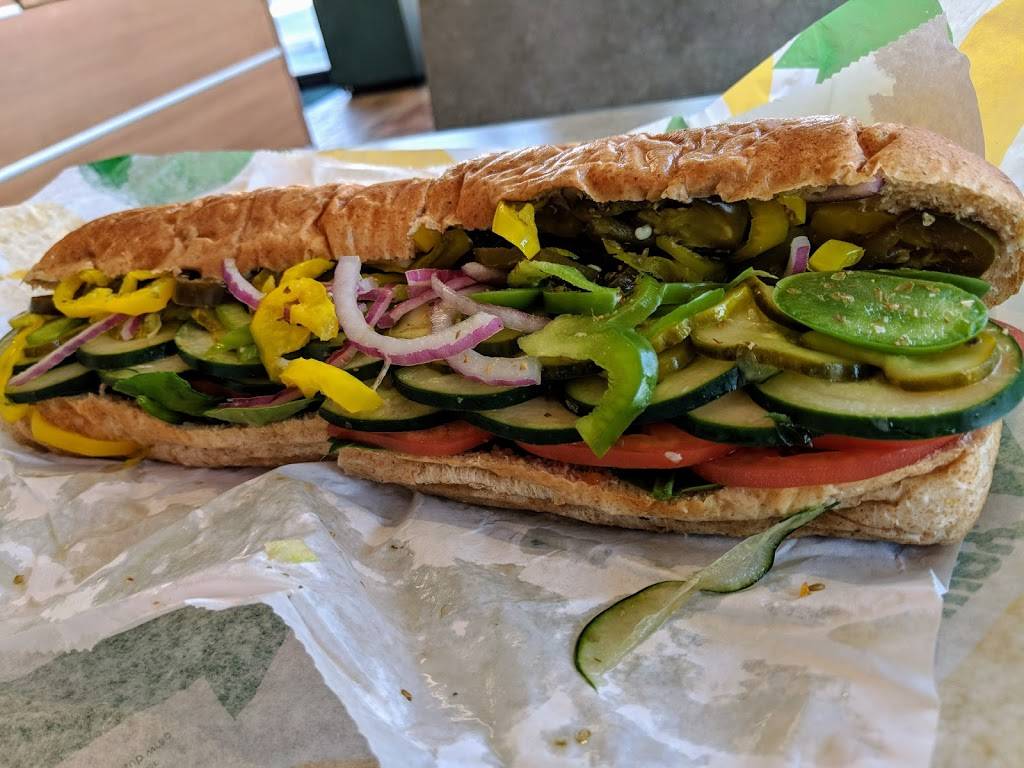 Subway Restaurants | restaurant | 1307 E Eleven Mile Rd, Royal Oak, MI 48067, USA | 2485460808 OR +1 248-546-0808