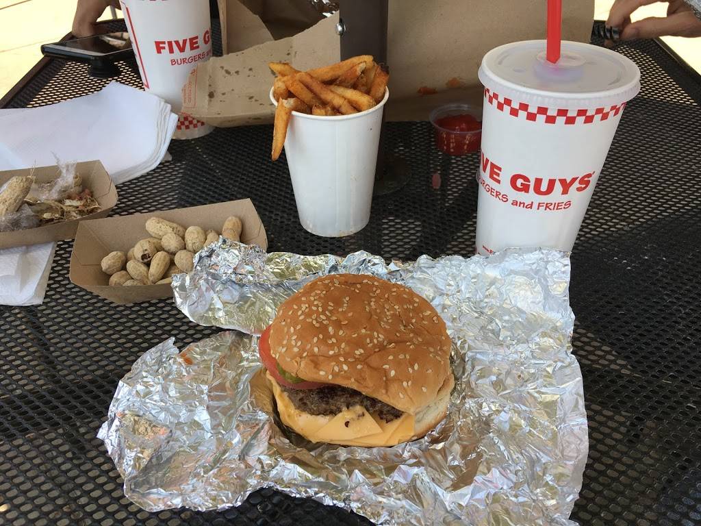 Five Guys | meal takeaway | 9820 Rea Rd, Charlotte, NC 28277, USA | 7047520110 OR +1 704-752-0110