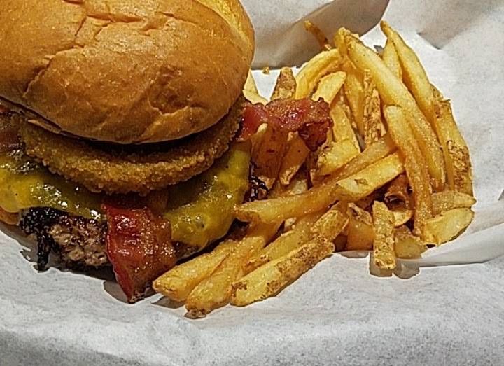 Ruby Tuesday | restaurant | 26774 Lorain Rd, North Olmsted, OH 44070, USA | 4407169499 OR +1 440-716-9499