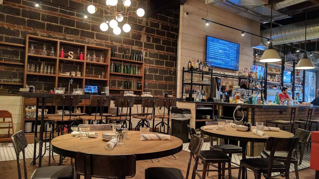 Savoy Pizzeria & Craft Bar | restaurant | 32 LaSalle Rd, West Hartford, CT 06107, USA | 8609691000 OR +1 860-969-1000