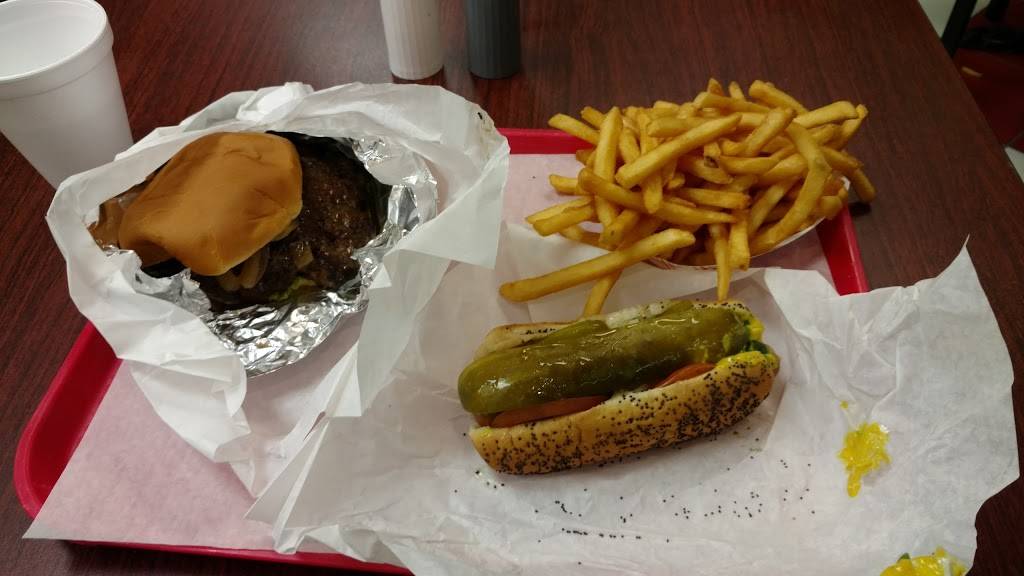 Joshs Hot Dogs | restaurant | 873 Sanders Rd, Northbrook, IL 60062, USA | 8472721177 OR +1 847-272-1177