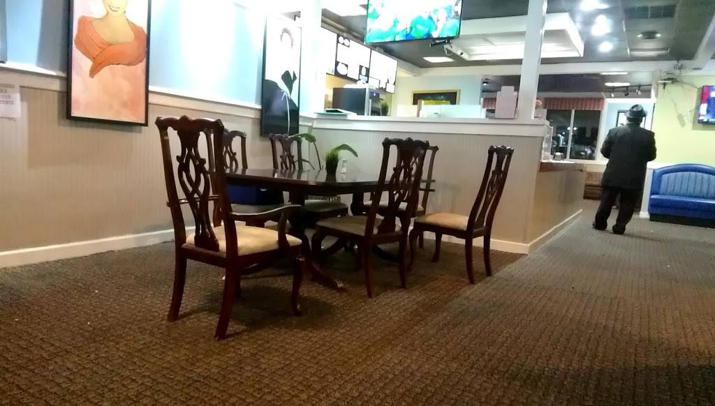 Chicken Box | restaurant | 1331 W Sugar Creek Rd, Charlotte, NC 28262, USA | 7049218102 OR +1 704-921-8102