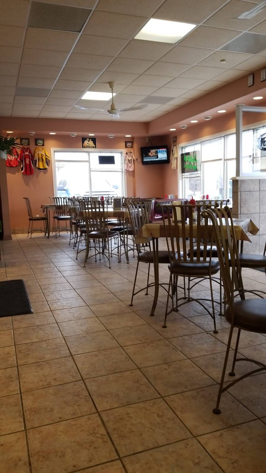 JJs Steak & Burgers | restaurant | 8 Elgin St E, Cobourg, ON K9A 0C5, Canada | 9053726747 OR +1 905-372-6747