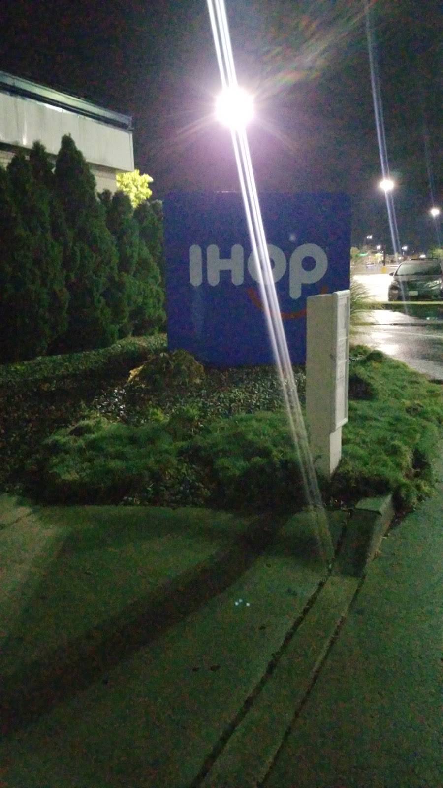 IHOP | restaurant | 2726 Emerson Dr, Elkhart, IN 46514, USA | 5742068237 OR +1 574-206-8237