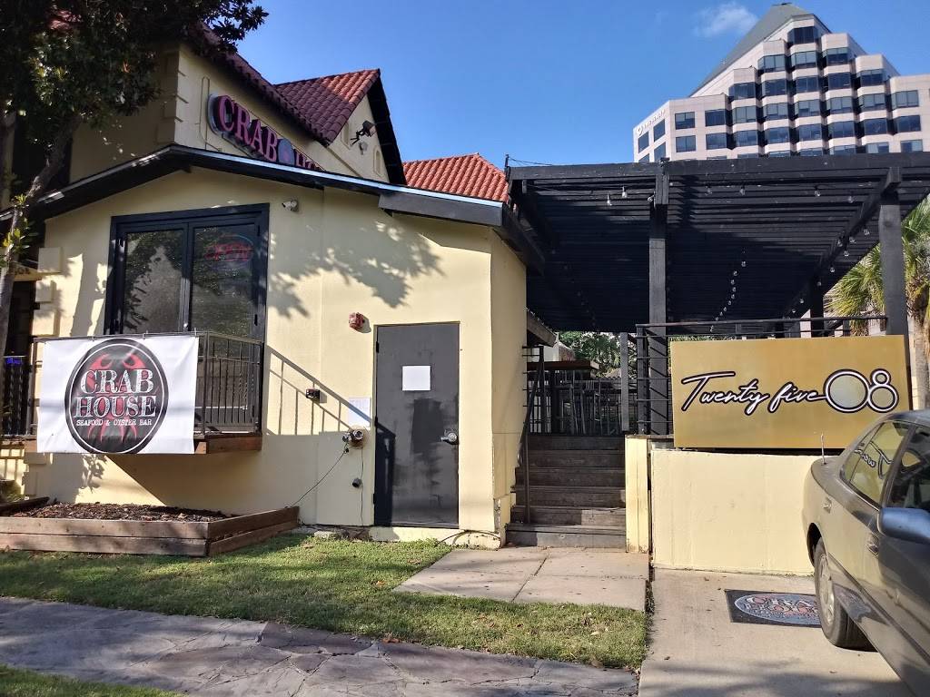 Crab House Seafood & Oyster Bar | restaurant | 2508 Maple Ave, Dallas, TX 75201, USA | 4693177666 OR +1 469-317-7666
