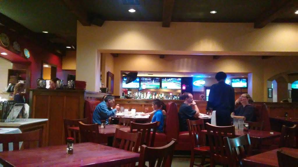 Johnny Carinos | restaurant | 106 TX-332, Lake Jackson, TX 77566, USA | 9792853570 OR +1 979-285-3570