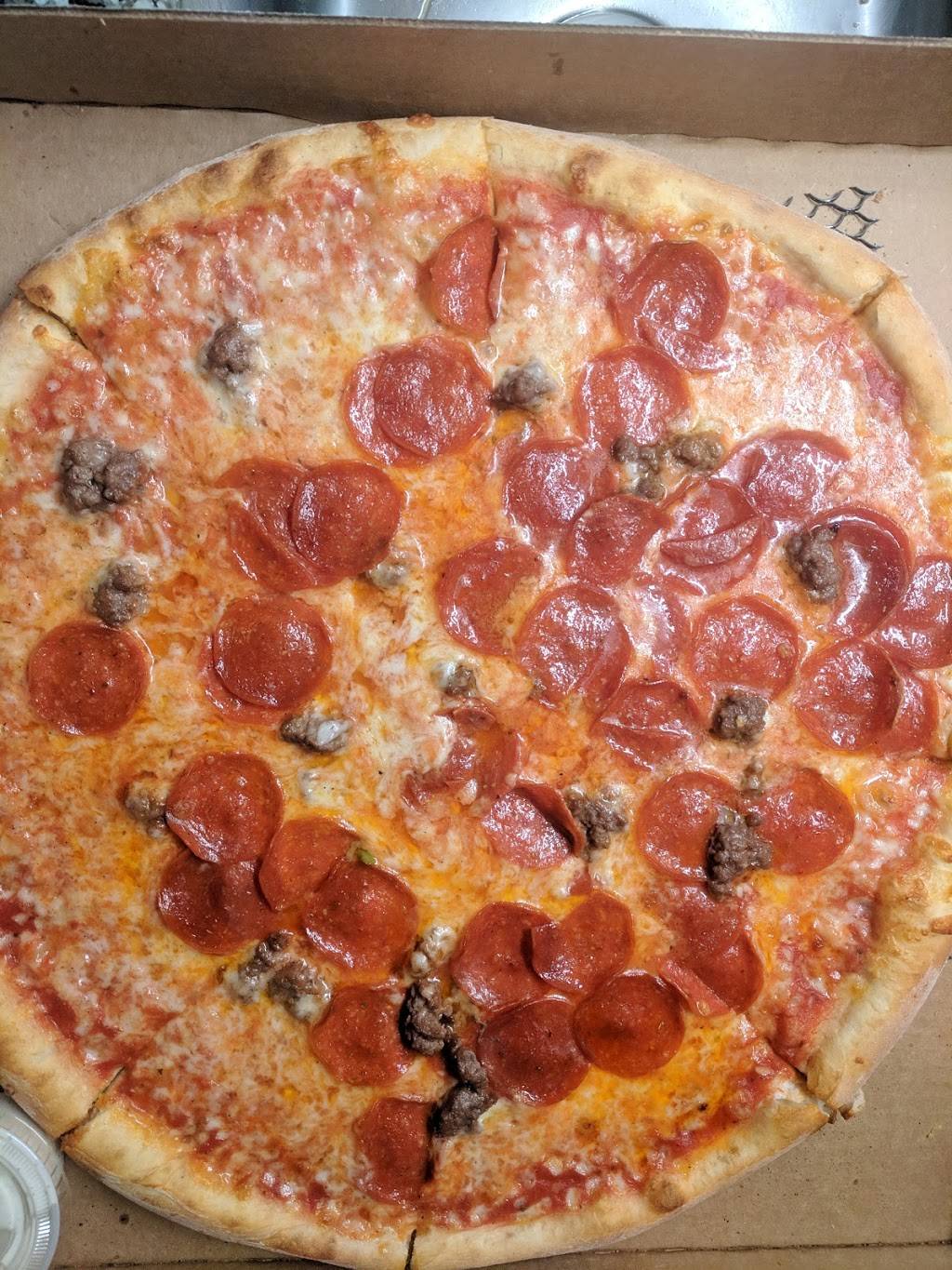 Wicked Cheesy | restaurant | 1079 Main St, Tewksbury, MA 01876, USA | 9788631901 OR +1 978-863-1901