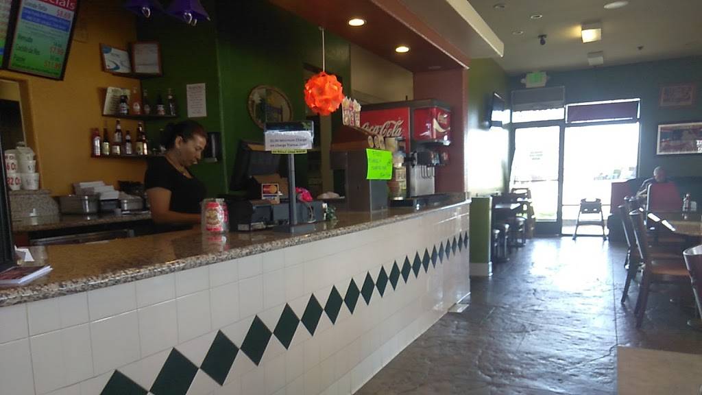 Pollos El Compa | restaurant | 21530 Bear Valley Rd, Apple Valley, CA 92308, USA | 7602408610 OR +1 760-240-8610