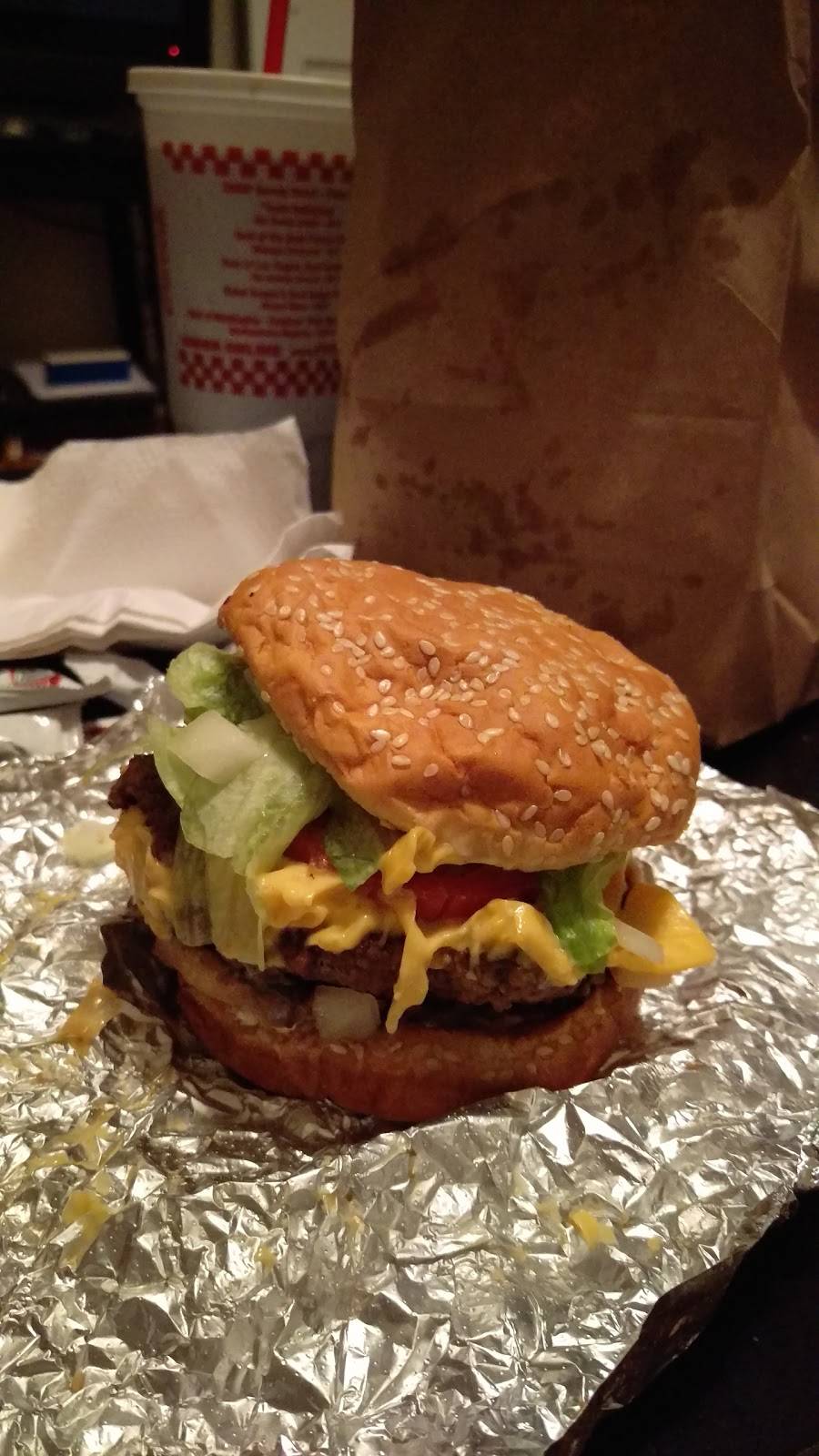 Five Guys | meal takeaway | 15837 South La Grange Road, Orland Park, IL 60462, USA | 7084032210 OR +1 708-403-2210