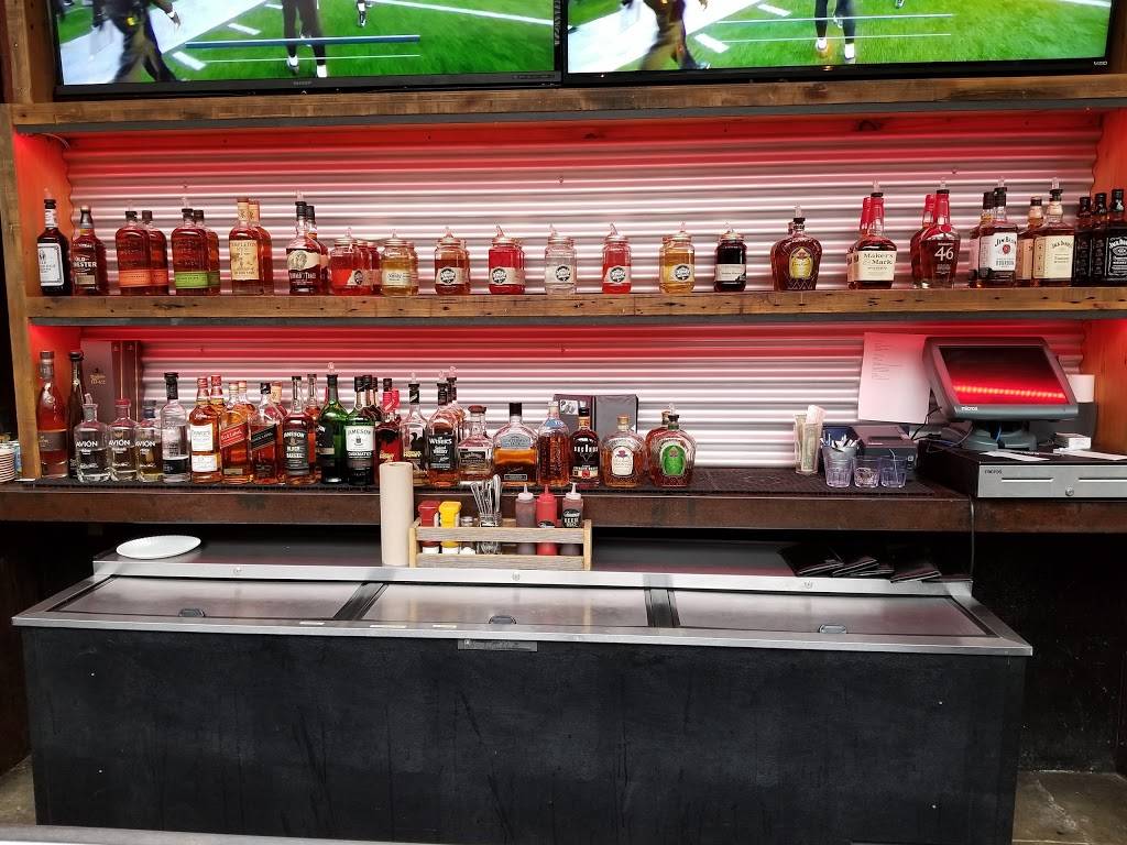 Old Crow Smokehouse | restaurant | 3506 N Clark St, Chicago, IL 60657, USA | 7735374452 OR +1 773-537-4452