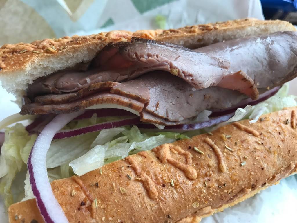 Subway Restaurants | restaurant | 5601 Miller Trunk Hwy, Duluth, MN 55811, USA | 2187290199 OR +1 218-729-0199
