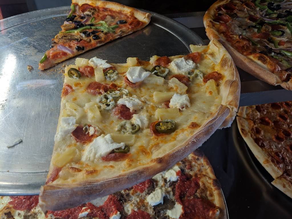 Pizzeria Luigi | restaurant | 1137 25th St, San Diego, CA 92102, USA | 6192333309 OR +1 619-233-3309