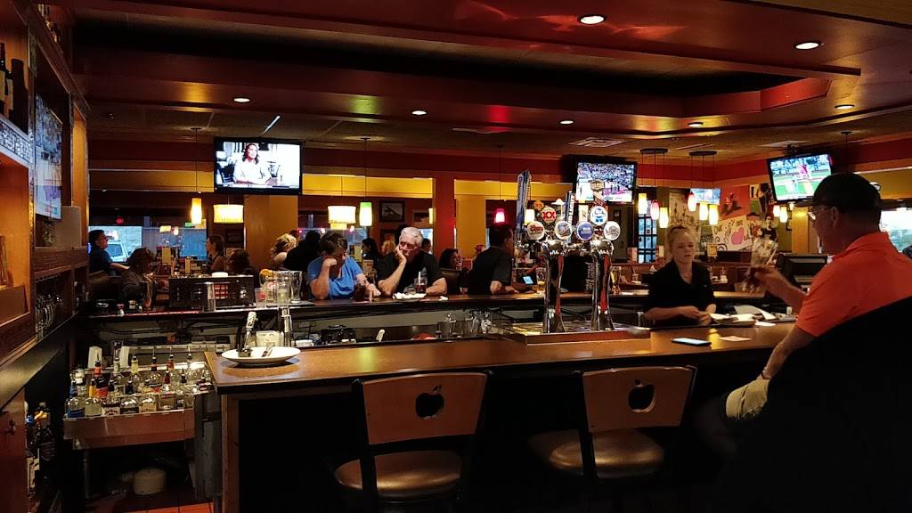 Applebees Grill + Bar | restaurant | 2230 W Ina Rd, Tucson, AZ 85741, USA | 5202972220 OR +1 520-297-2220