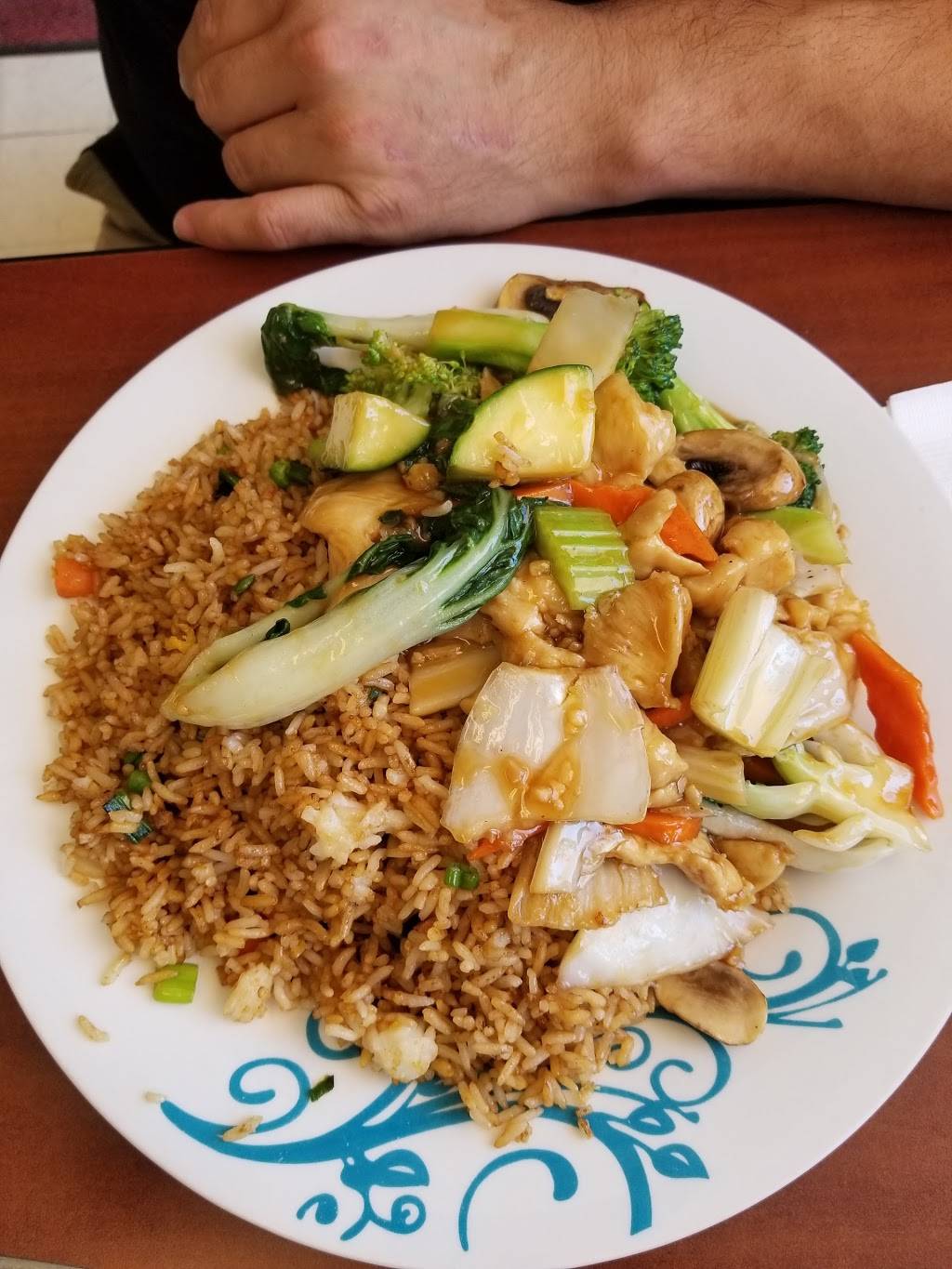 China Kitchen of Hayward | restaurant | 392 A St, Hayward, CA 94541, USA | 5106909888 OR +1 510-690-9888