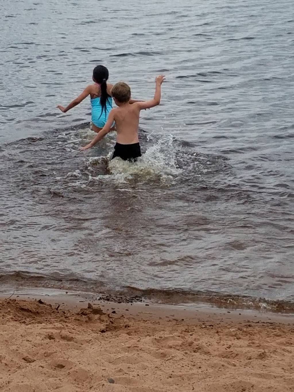 Dairy Queen | restaurant | 6896 S Lake Ave, Lake Nebagamon, WI 54849, USA | 7153742363 OR +1 715-374-2363