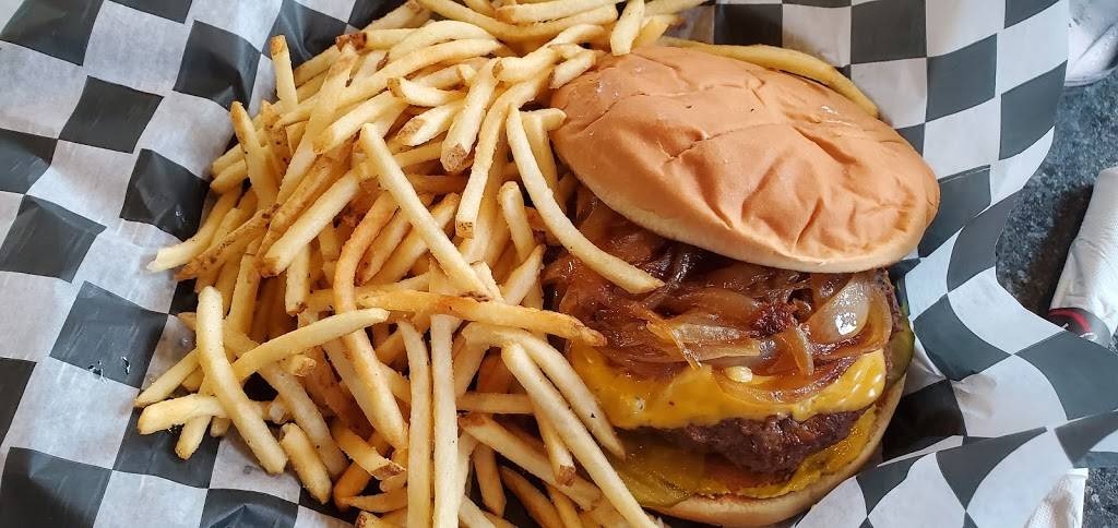 Louies Grill & Bar | restaurant | 1215 N Walker Ave, Oklahoma City, OK 73103, USA | 4052301200 OR +1 405-230-1200