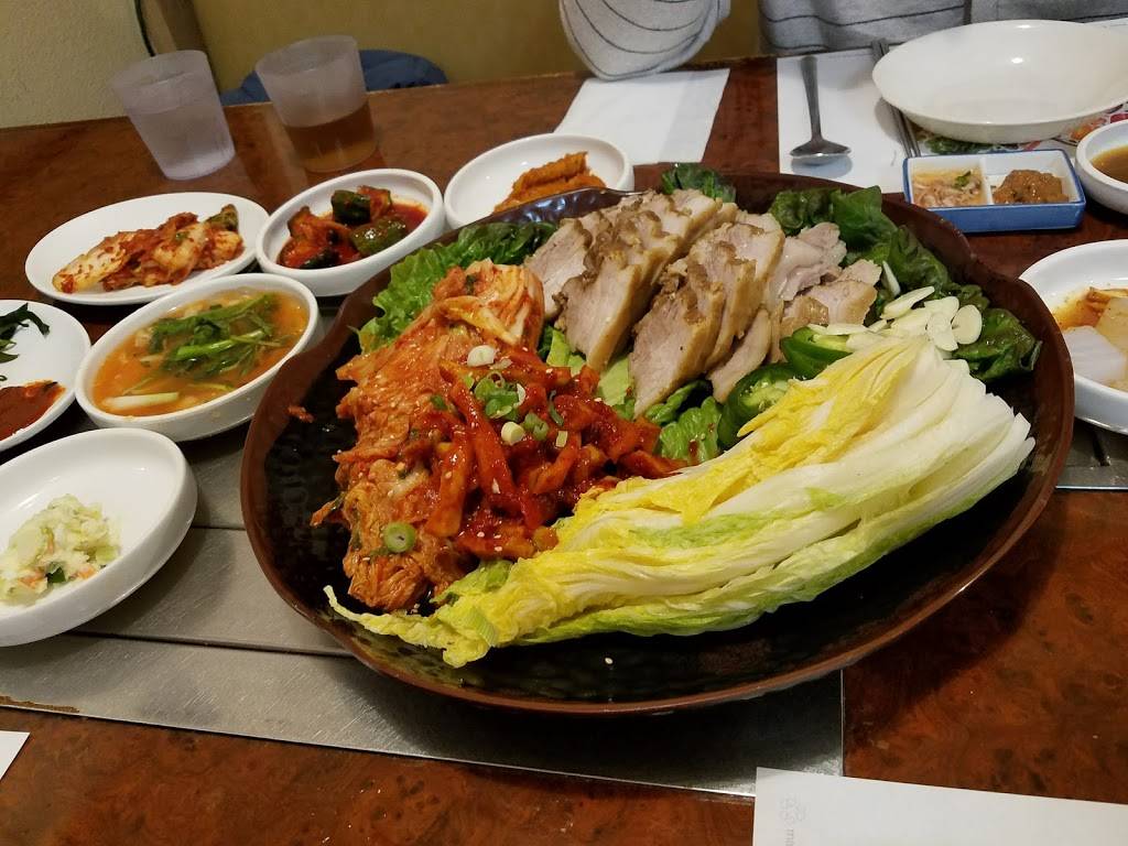 Chil Po Korean Restaurant | restaurant | 17303 Pioneer Blvd, Artesia, CA 90701, USA | 5628090057 OR +1 562-809-0057