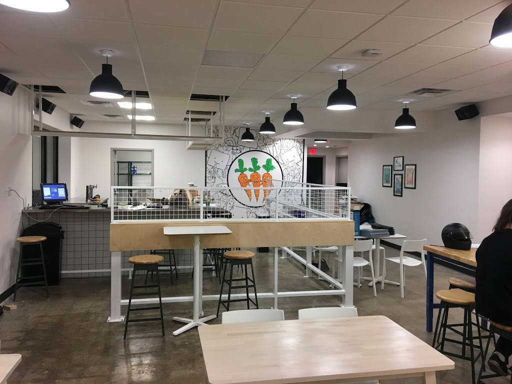 Three Carrots Fountain Square | restaurant | 920 Virginia Ave, Indianapolis, IN 46203, USA | 4632213669 OR +1 463-221-3669