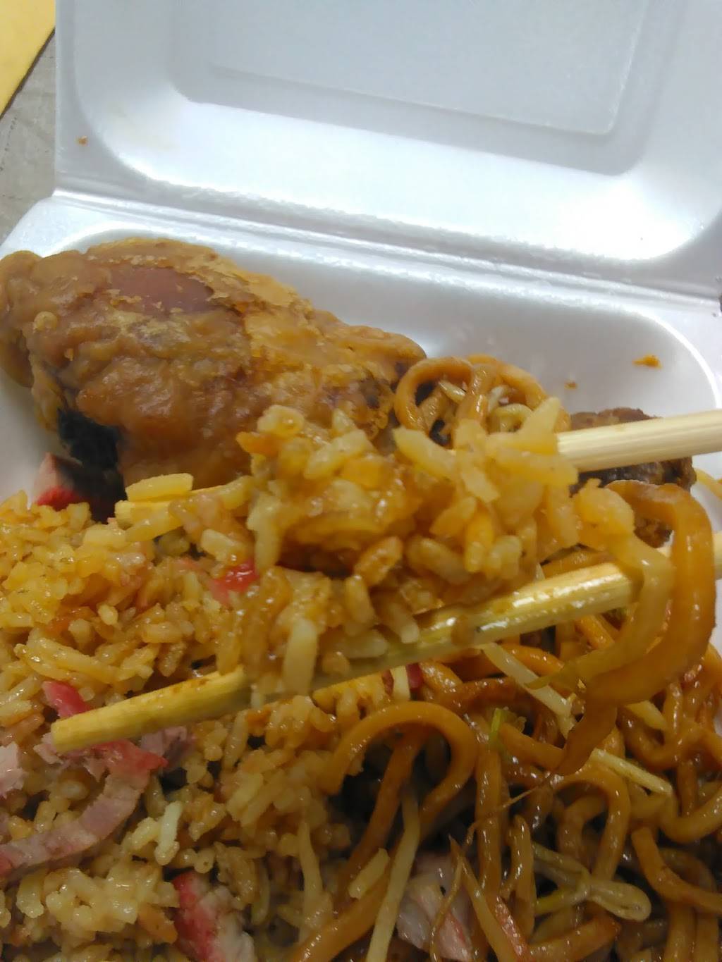 Chow To Go Chinese Restaurant | meal takeaway | 3255 W Hammer Ln # 19, Stockton, CA 95209, USA | 2099515407 OR +1 209-951-5407