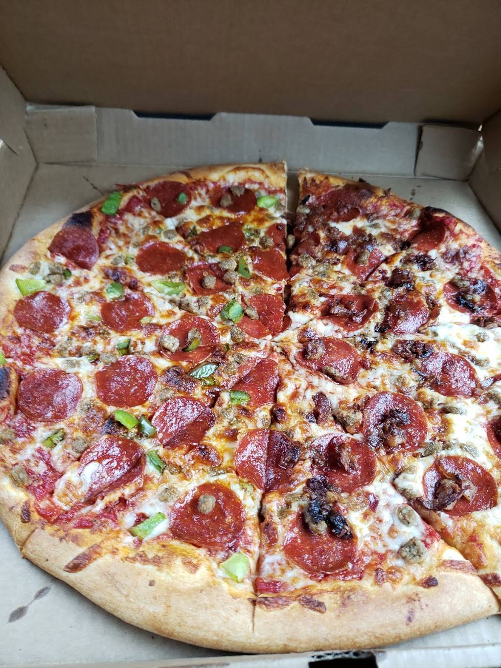 Vitos Pizza & Italian Restaurant | restaurant | 905 Aberdeen Rd, Hampton, VA 23666, USA | 7578384671 OR +1 757-838-4671