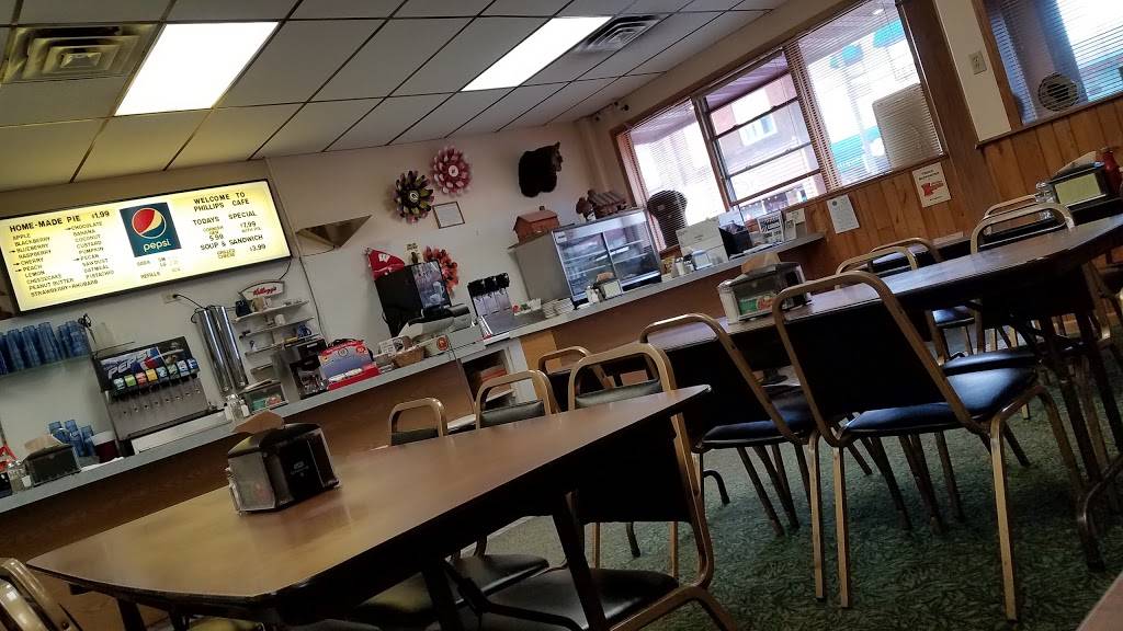 Phillips Cafe & Catering | restaurant | 167 N Lake Ave, Phillips, WI 54555, USA | 7153393232 OR +1 715-339-3232