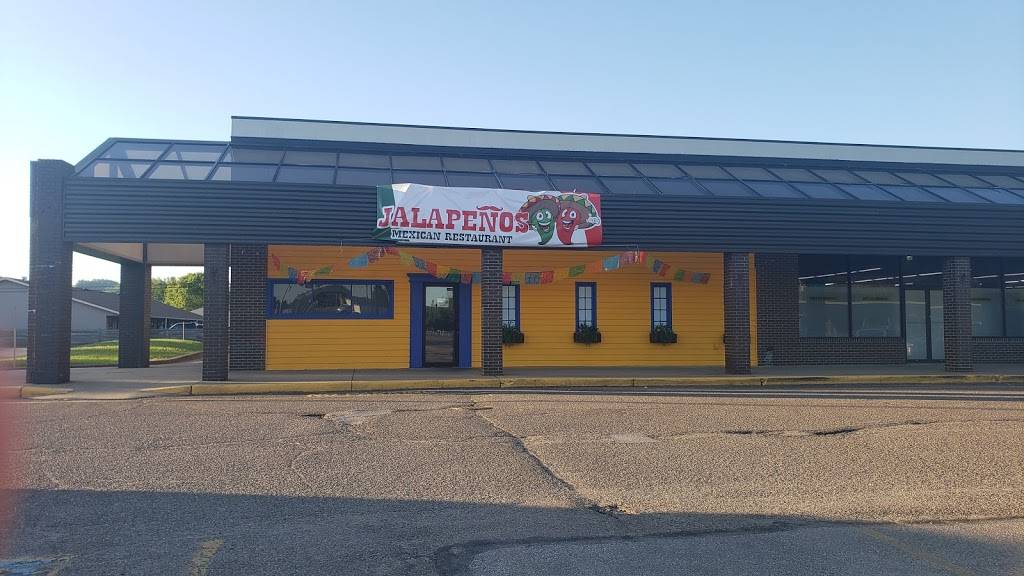 Jalapeños Mexican Restaurant | restaurant | 283 N, WV-2, New Martinsville, WV 26155, USA | 3043982202 OR +1 304-398-2202