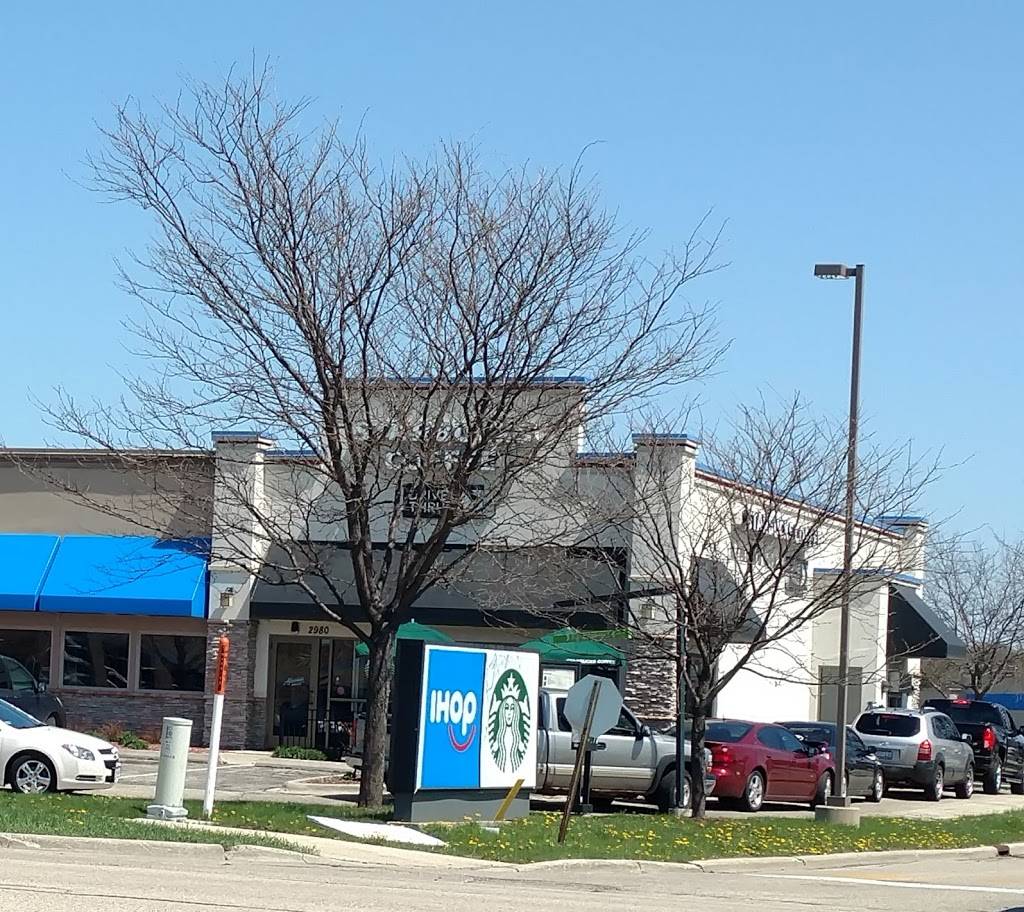 Starbucks | cafe | 2980 Deerfield Dr, Janesville, WI 53546, USA | 6087580268 OR +1 608-758-0268