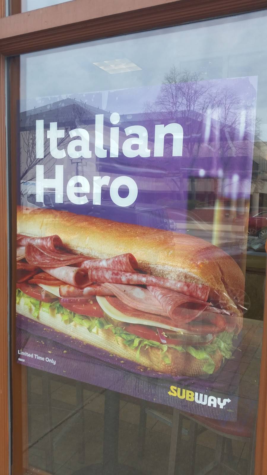 Subway | restaurant | 2244 N Dr Martin Luther King, Jr. Dr., Milwaukee, WI 53212, USA | 4143729925 OR +1 414-372-9925