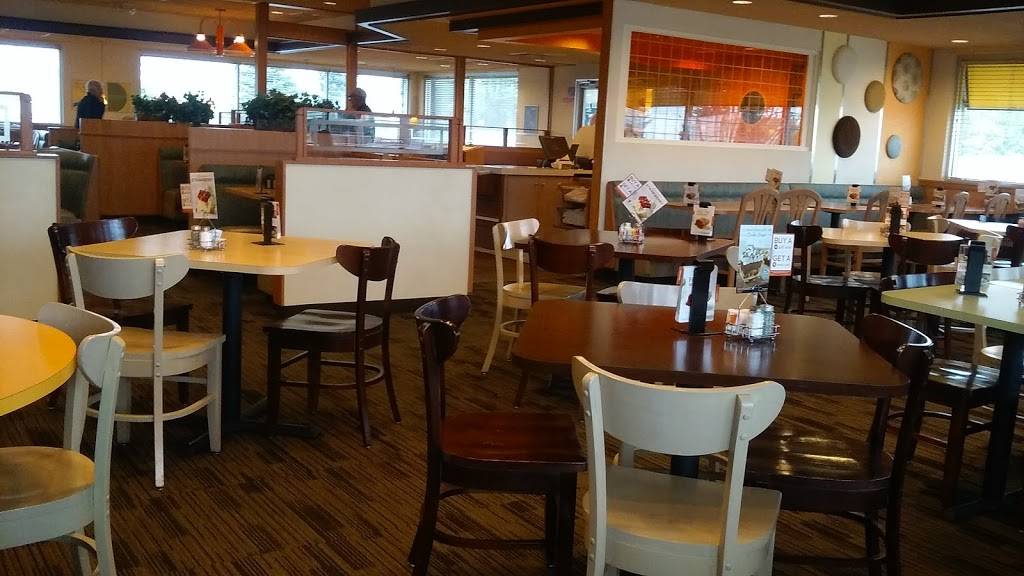 Village Inn | bakery | 16775 Washington St, Thornton, CO 80023, USA | 7209291500 OR +1 720-929-1500
