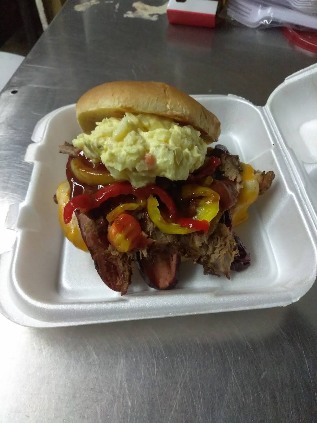 Soul Bar-b-q & Soul food to you | restaurant | 1702 Garden Valley Rd, Tyler, TX 75702, USA | 9036305641 OR +1 903-630-5641