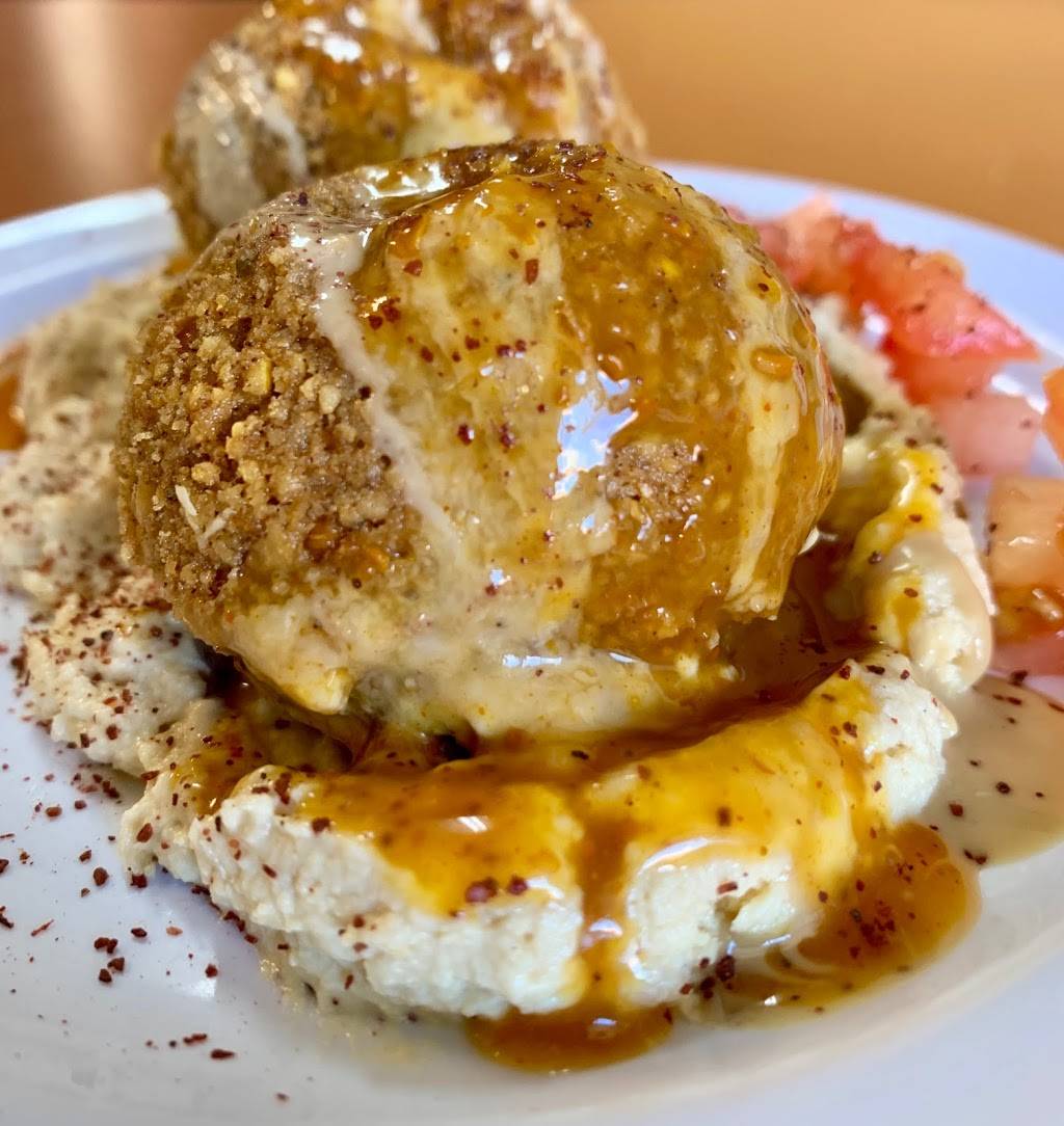 Carytown Gyro | restaurant | 3459 W Cary St, Richmond, VA 23221, USA | 8049183661 OR +1 804-918-3661