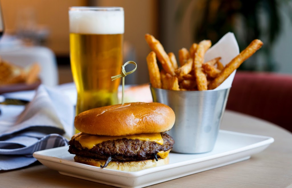 The Hulman | restaurant | 141 E Washington St, Indianapolis, IN 46204, USA | 3177352586 OR +1 317-735-2586