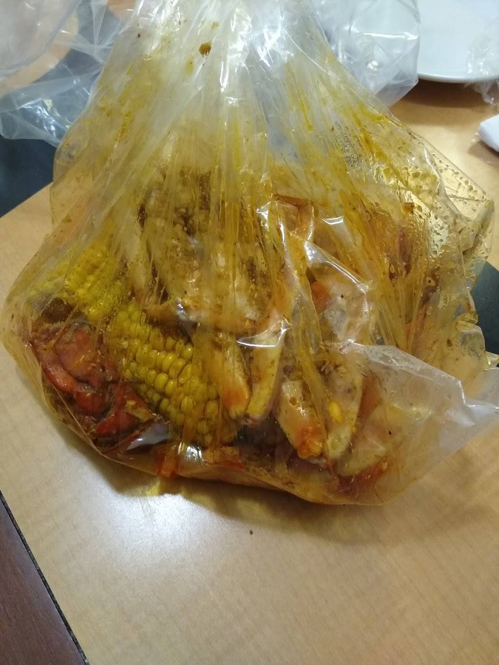 Mr. & Mrs. Crab | restaurant | 23886 US Hwy 19 N, Clearwater, FL 33765, USA | 7277548769 OR +1 727-754-8769