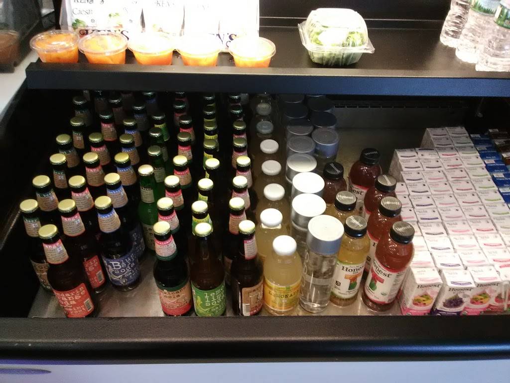 Elevation Burger | restaurant | 1 Stephen King Dr, Augusta, ME 04330, USA | 2076218541 OR +1 207-621-8541