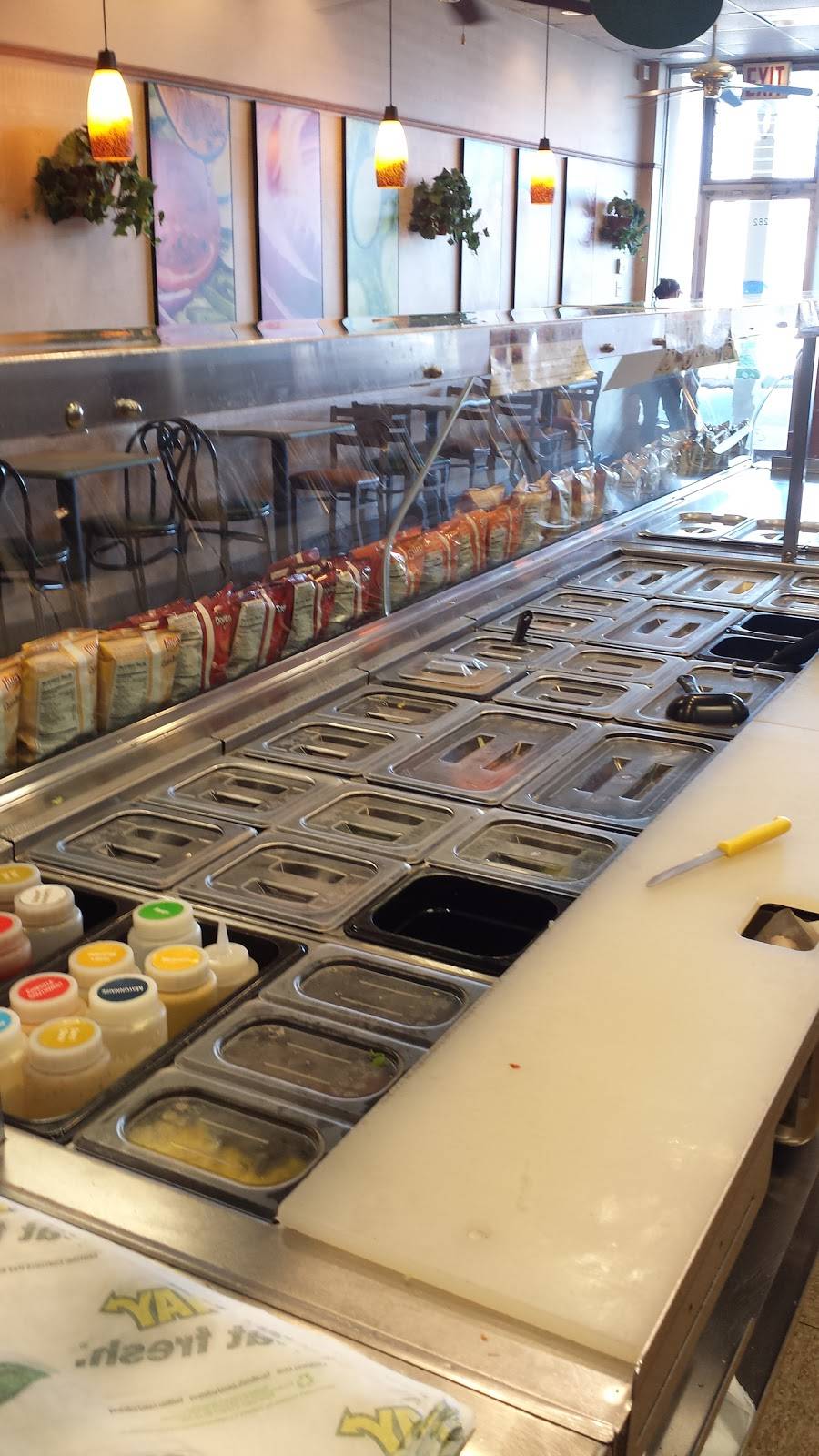 Subway Restaurants | restaurant | 1282 Hicksville Rd, Seaford, NY 11783, USA | 5168829300 OR +1 516-882-9300