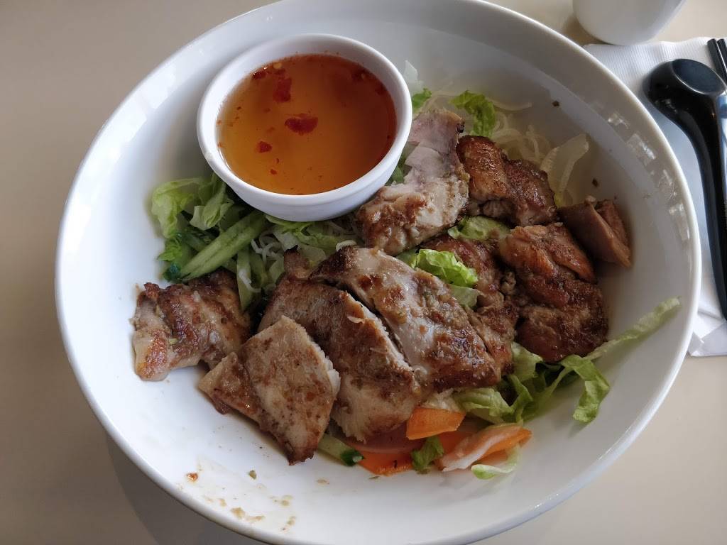 Ben Thanh | restaurant | 10 Pinebush Rd, Cambridge, ON N1R 8K5, Canada | 5196227866 OR +1 519-622-7866