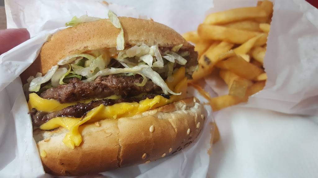 Smokehouse | restaurant | 3115 Telegraph Ave, Berkeley, CA 94705, USA | 5108453640 OR +1 510-845-3640