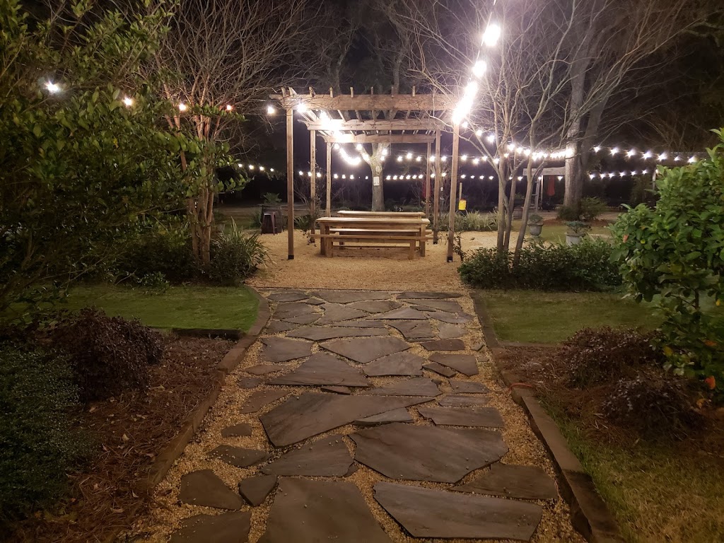 Garys Brewery & Biergarten | restaurant | 208 Newman Ave, Pensacola, FL 32507, USA | 8507232739 OR +1 850-723-2739