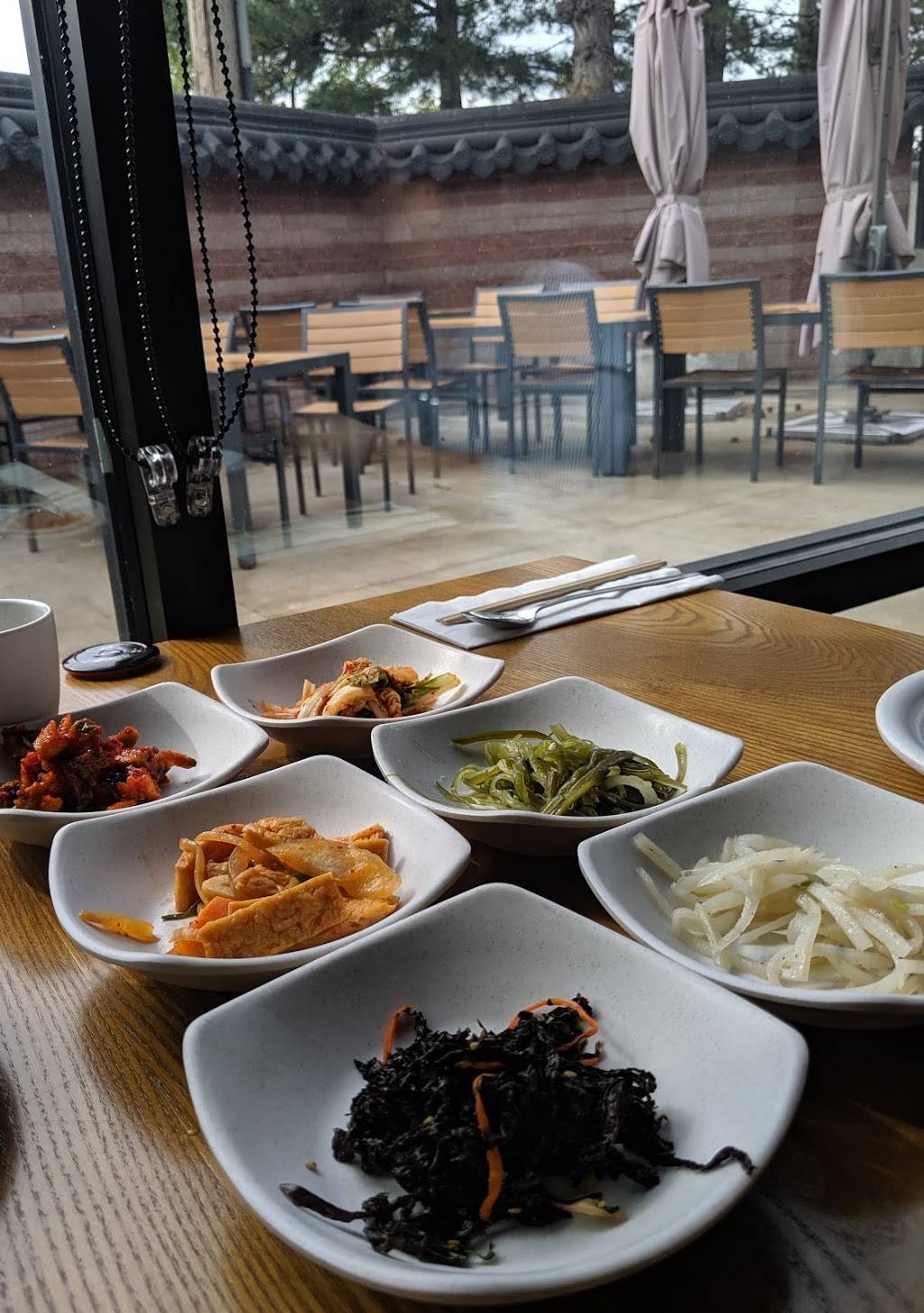 JINJI Korean Cuisine & Soju Bar | restaurant | 27566 Northwestern Hwy suite a, Southfield, MI 48034, USA | 2489968922 OR +1 248-996-8922