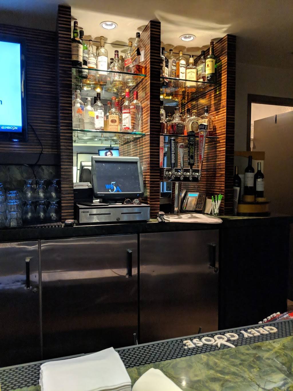 San Frescos | restaurant | 1350 N 1st St, San Jose, CA 95112, USA | 4084536200 OR +1 408-453-6200