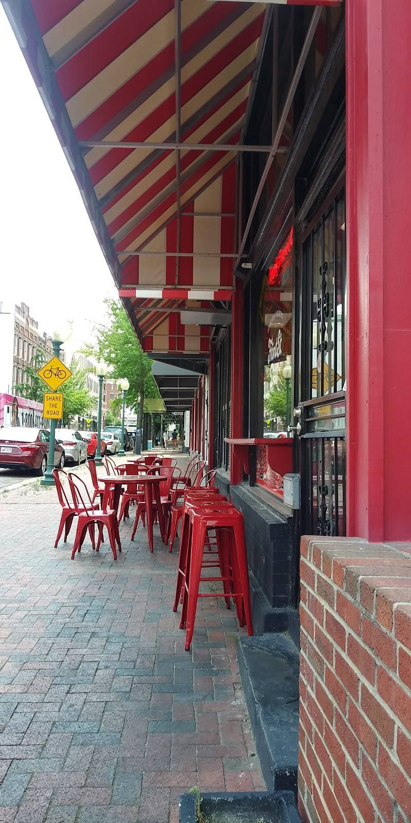 Front Street Deli | meal takeaway | 77 S Front St, Memphis, TN 38103, USA | 9015224824 OR +1 901-522-4824