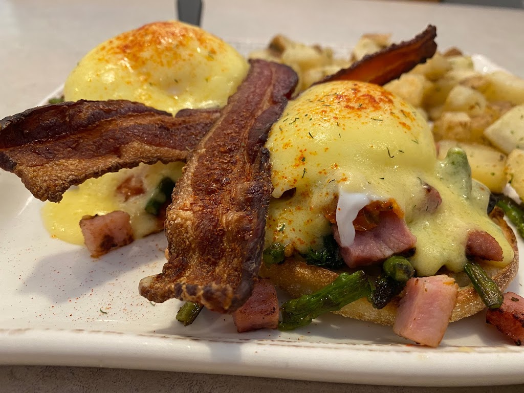 The Egg Steamboat Springs | restaurant | 325 Anglers Dr, Steamboat Springs, CO 80487, USA | 9708714633 OR +1 970-871-4633