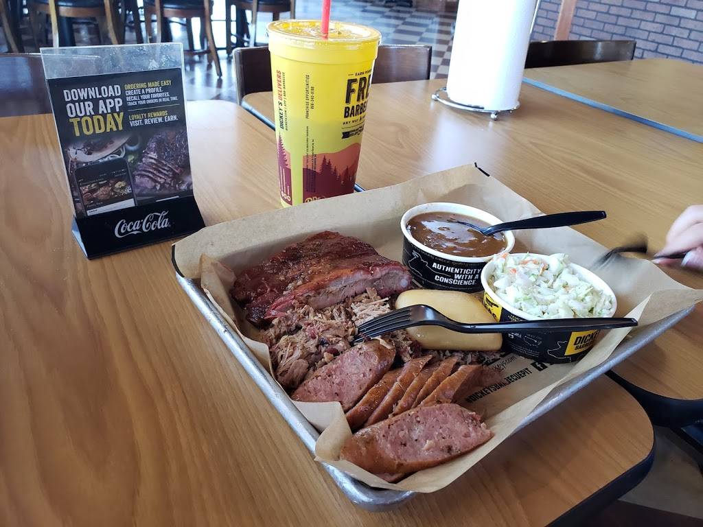 Dickeys Barbecue Pit | restaurant | 5597 S Rainbow Blvd Ste 110, Las Vegas, NV 89118, USA | 7027764200 OR +1 702-776-4200