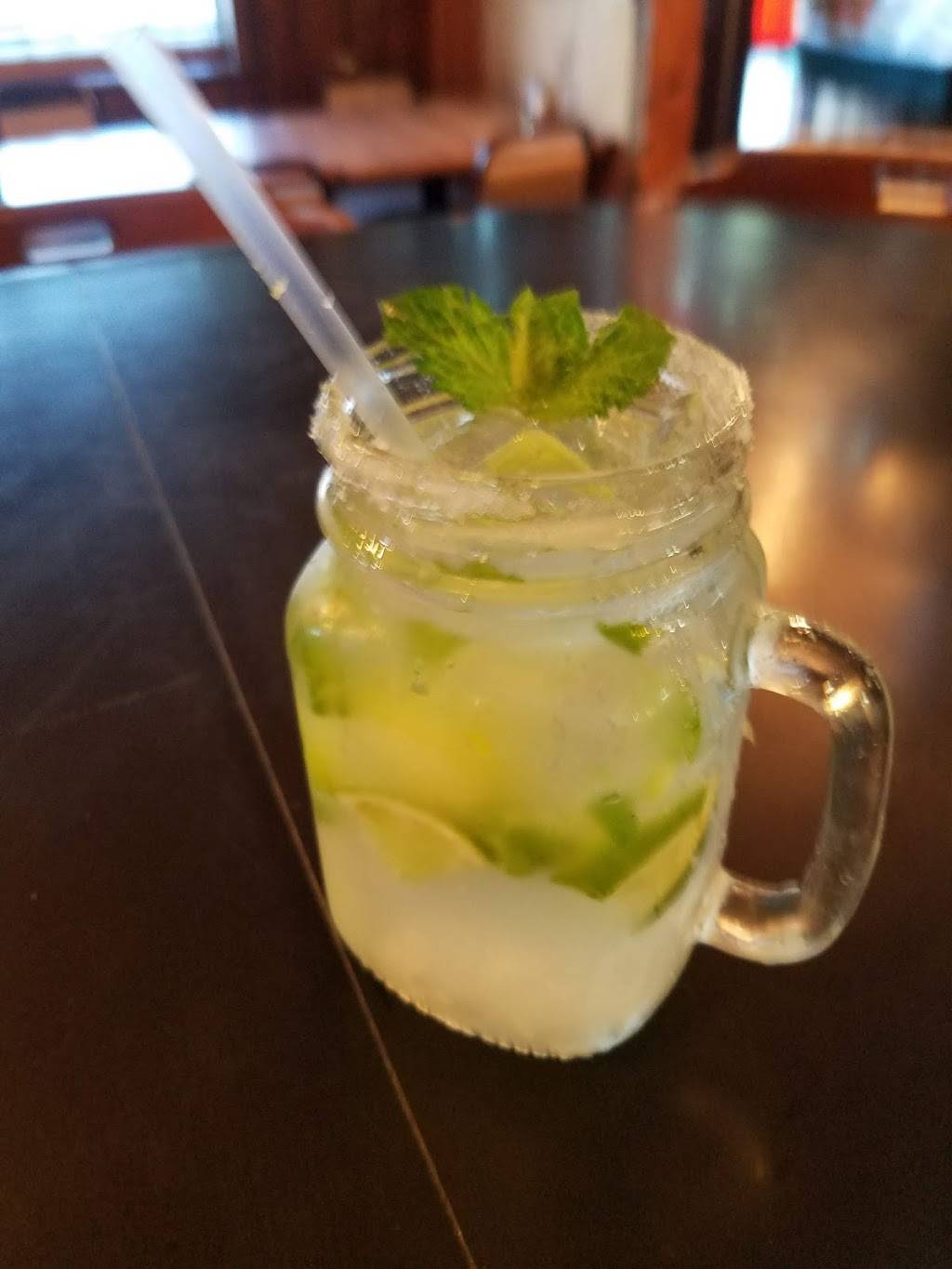 Rossis | restaurant | 325 NH-104, New Hampton, NH 03256, USA | 6037442377 OR +1 603-744-2377