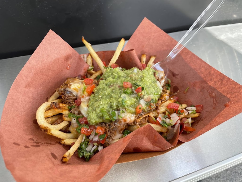 Lupes Local Mex-Tex | restaurant | 420 W Bandera Rd, Boerne, TX 78006, USA | 8305158003 OR +1 830-515-8003