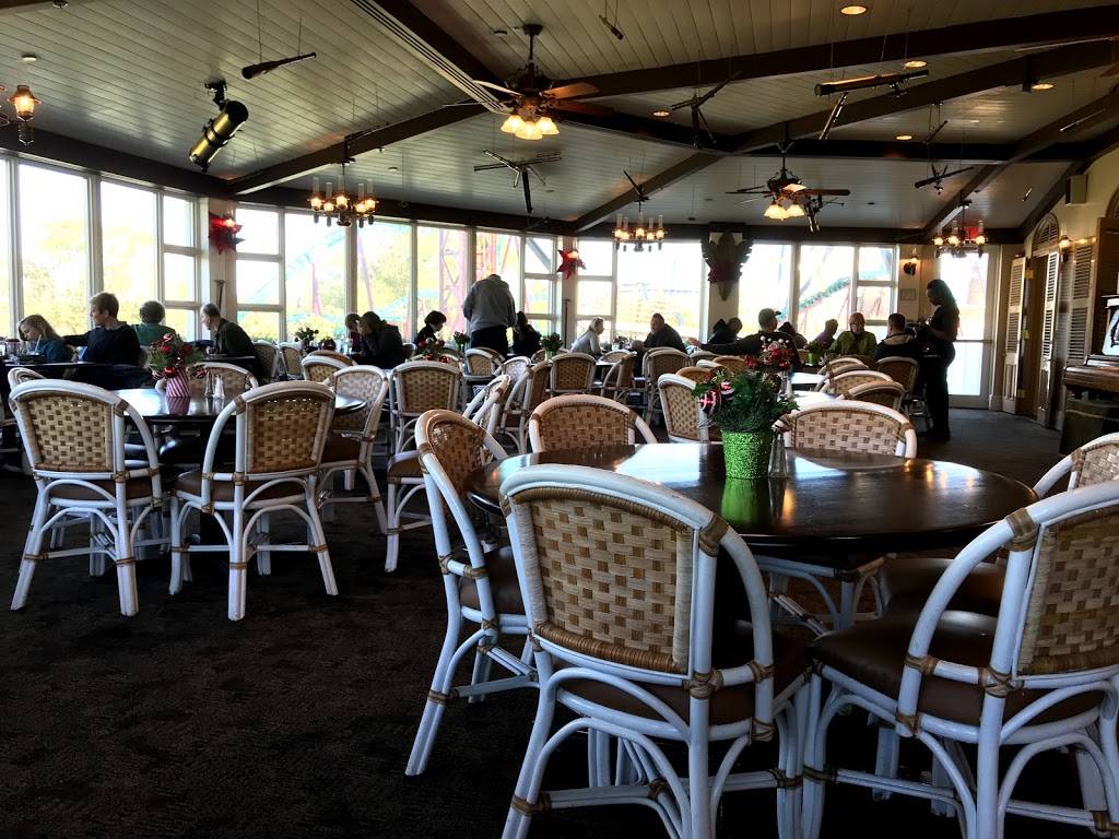 Serengeti Overlook Resturant And Pub | restaurant | 10165 McKinley Dr, Tampa, FL 33612, USA | 8138844386 OR +1 813-884-4386