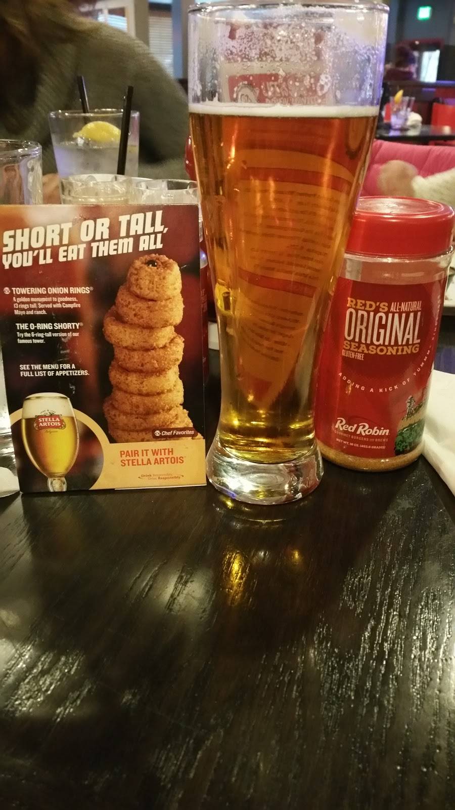 Red Robin Gourmet Burgers and Brews | restaurant | 100 W. Telegraph Bellis Fair Mall, Bellingham, WA 98226, USA | 3607349991 OR +1 360-734-9991