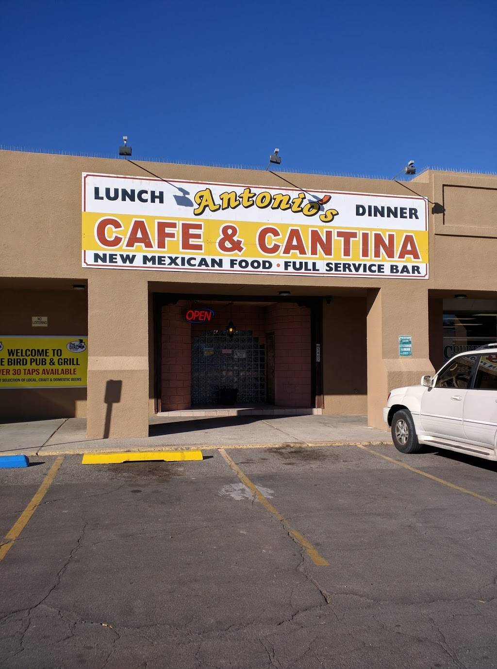 Antonios Cafe and Cantina | restaurant | 5409 Gibson Blvd SE, Albuquerque, NM 87108, USA | 5052553151 OR +1 505-255-3151